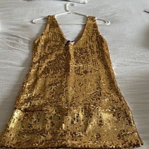 Beautiful gold sequin top